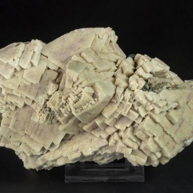 Microcline with Magnetite