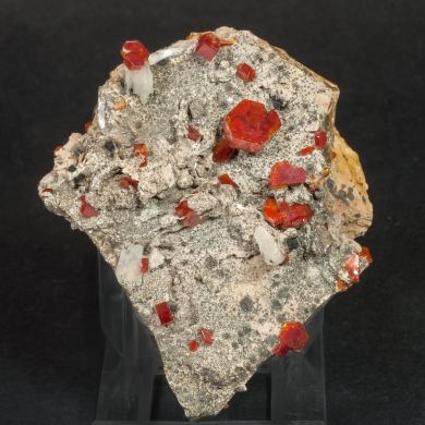 Vanadinite with Baryte
