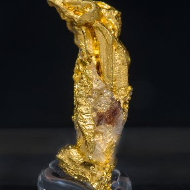 Gold (spinel twin) with Quartz