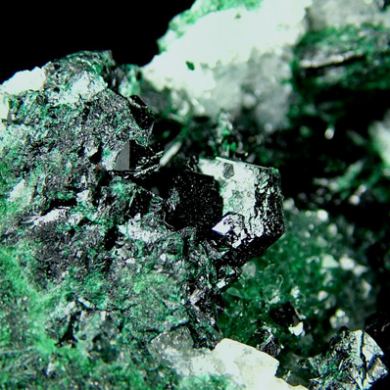 Clinoatacamite and Atacamite on Quartz