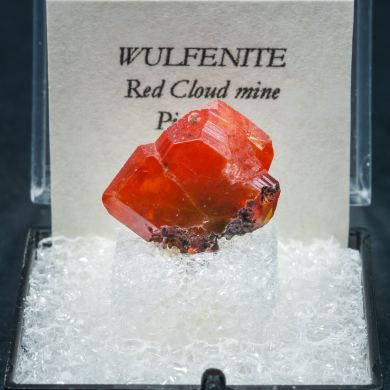 Wulfenite