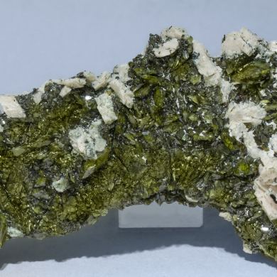 Titanite on Rutile after Ilmenite and with Microcline