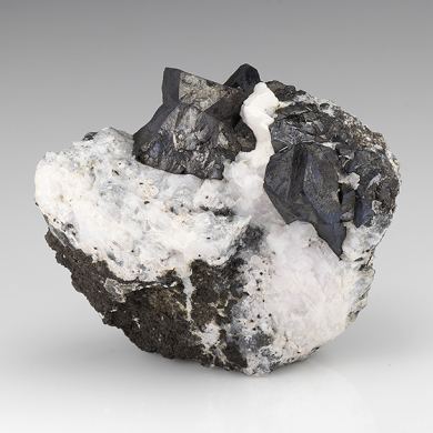 Alabandite with Rhodochrosite