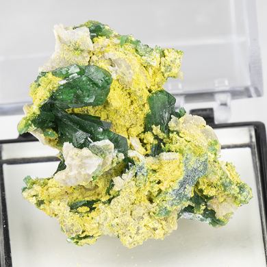 Adamite with Ferrilotharmeyerite