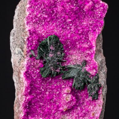 Malachite on Cobaltian Calcite