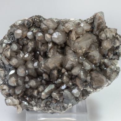 Calcite with Chalcophanite inclusions