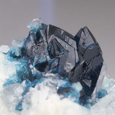 Veszelyite with Hemimorphite, Quartz
