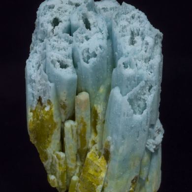 Pyromorphite with Plumbogummite