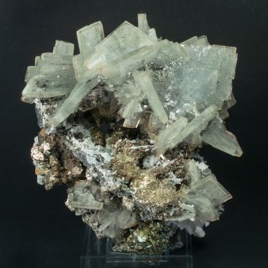 Baryte with Pyrite and Quartz