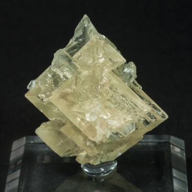 Calcite (twinned)
