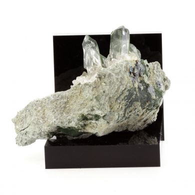 Quartz Chlorite + Hematite.