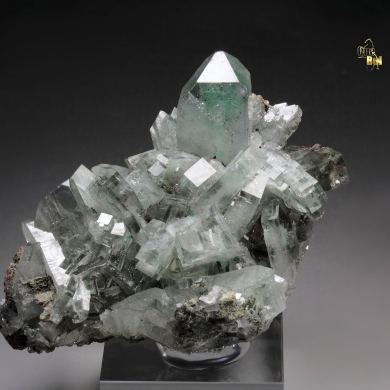 BARYTE with  MALACHITE inclusions