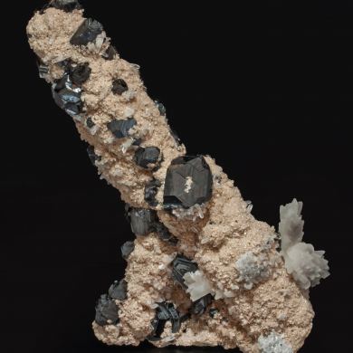 Rhodochrosite with Sphalerite, Quartz and Calcite