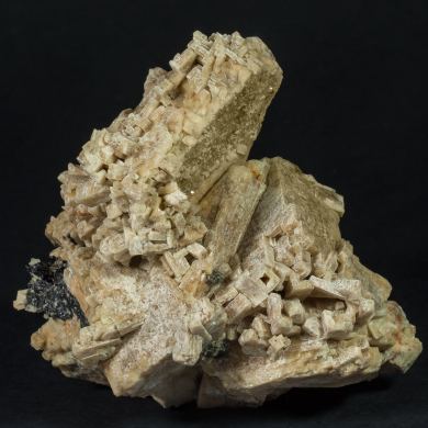 Microcline with Magnetite
