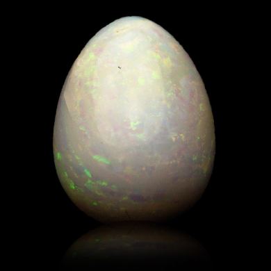 White opal 5,34 ct 