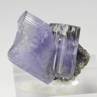 Fluorapatite with Siderite, Pyrite