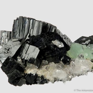 Babingtonite and Prehnite on Quartz