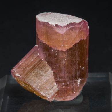 Elbaite-Schorl Series (variety rubellite), Feldspar