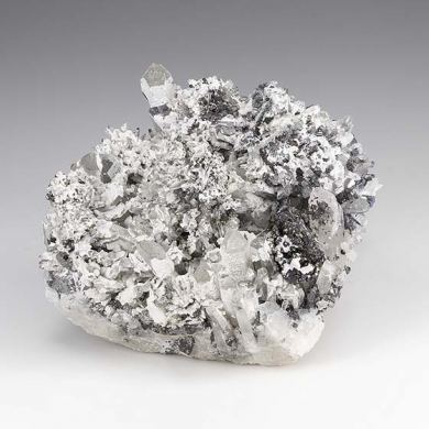 Quartz with Hubnerite, Stolzite, Pyrite, Sphalerite, Galena