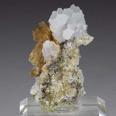 Roweite with Olshanskyite