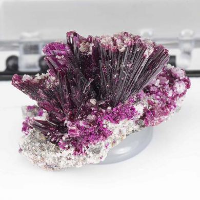 Erythrite