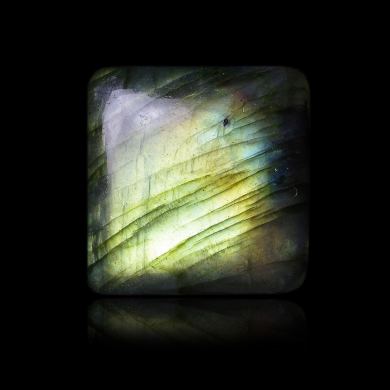 Labradorite 24,87 ct 
