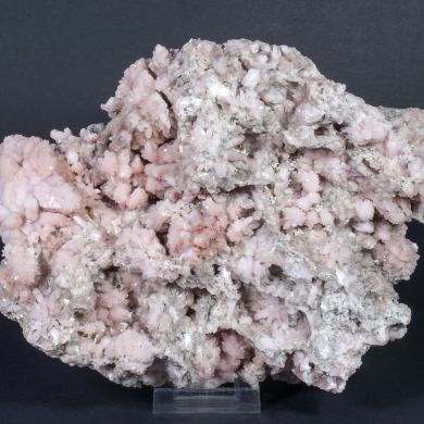 Quartz (variety rose quartz)