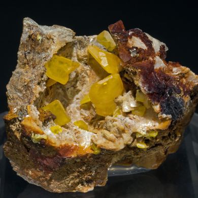 Wulfenite with Dolomite