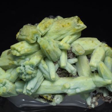 Pyromorphite with Plumbogummite