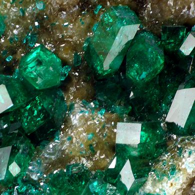 Dioptase 