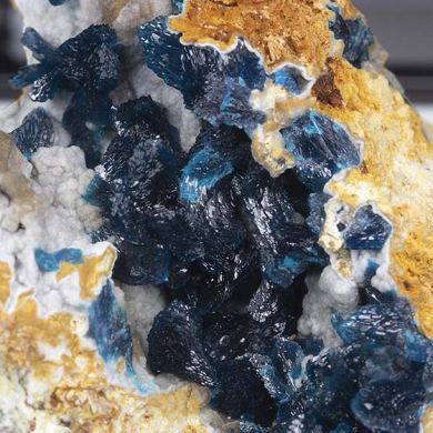 Veszelyite with Hemimorphite