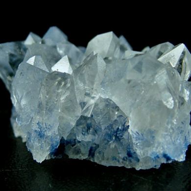 Quartz with Dumortierite's inclusions