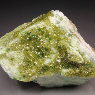 gem GARNET var. ANDRADITE var. TOPAZOLITE