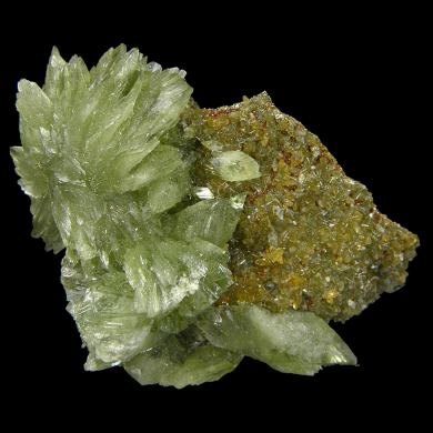 Ludlamite with Siderite on Pyrite