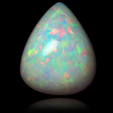 White opal 10,72 ct 