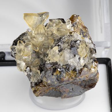 Calcite (twin) with Sphalerite, Quartz