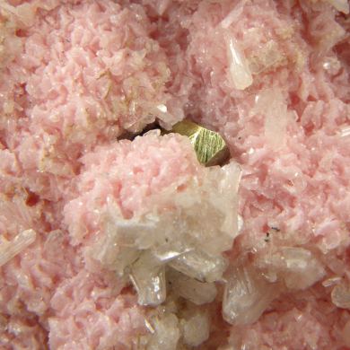 Rhodochrosite / with Stilbite(!) / & Chalcopyrite