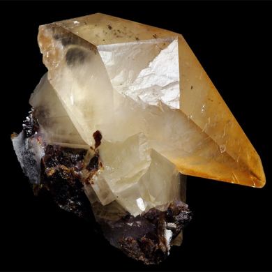 Twinned Calcite Elmwood 
