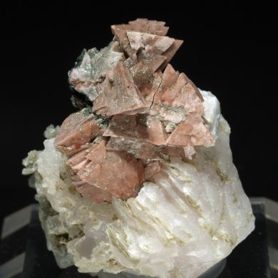 Genthelvite with Calcite and Chlorite