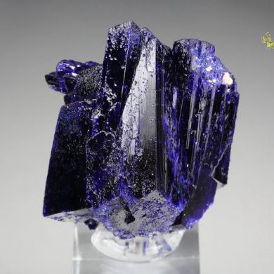 bi-terminated AZURITE twinned