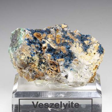 Veszelyite