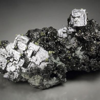 new find - skeletal GALENA, SPHALERITE