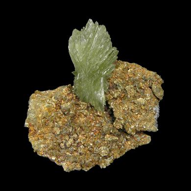 Ludlamite with Vivianite on matrix