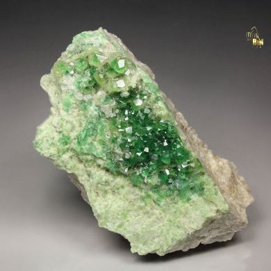 gem GARNET var. GROSSULAR var. CHROMIAN, DIOPSIDE