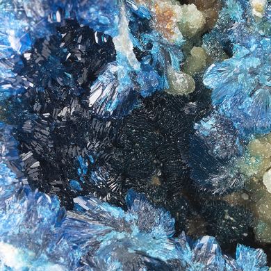 Veszelyite with Hemimorphite
