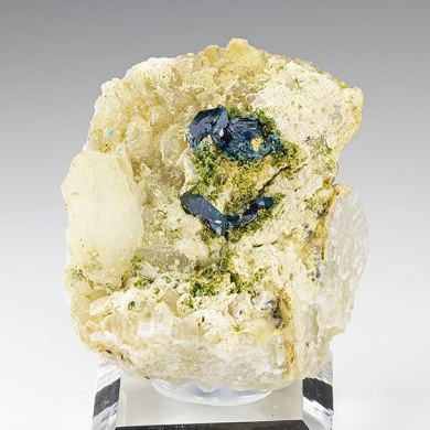 Veszelylite with Duftite, Pseudomalachite, Mimetite, Quartz