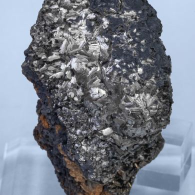Pyrolusite with Romanèchite