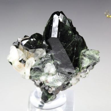 twinned KULANITE, QUARTZ