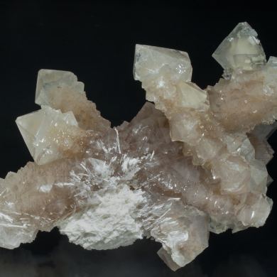 Quartz with inclusions, Calcite-Dolomite and Magnetite