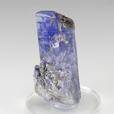 Zoisite-var.-Tanzanite